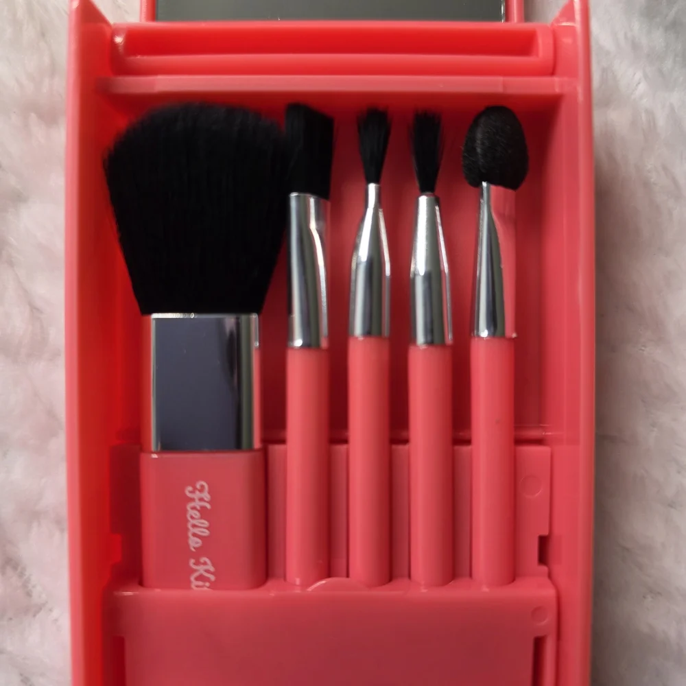 Hello Kitty Pink and White Brush Set